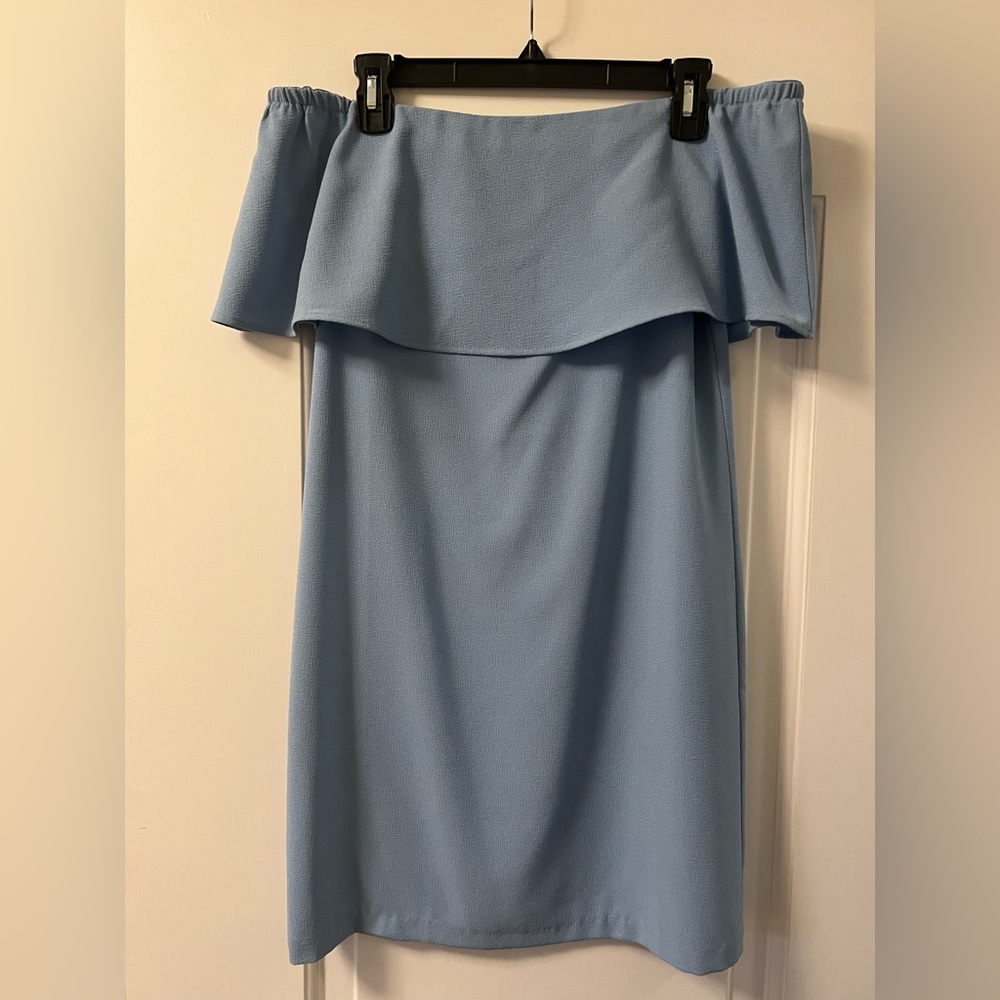 CHARLES HENRY Off the shoulder dress